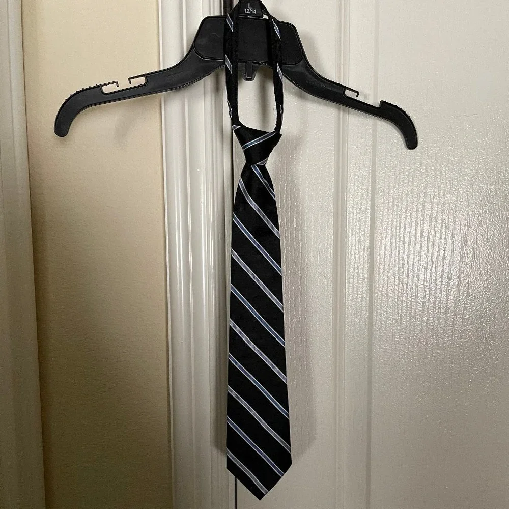 Nautica Boys Adjustable Tie Navy Blue w/Stripes